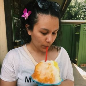 Meet your Posher, Rebeca